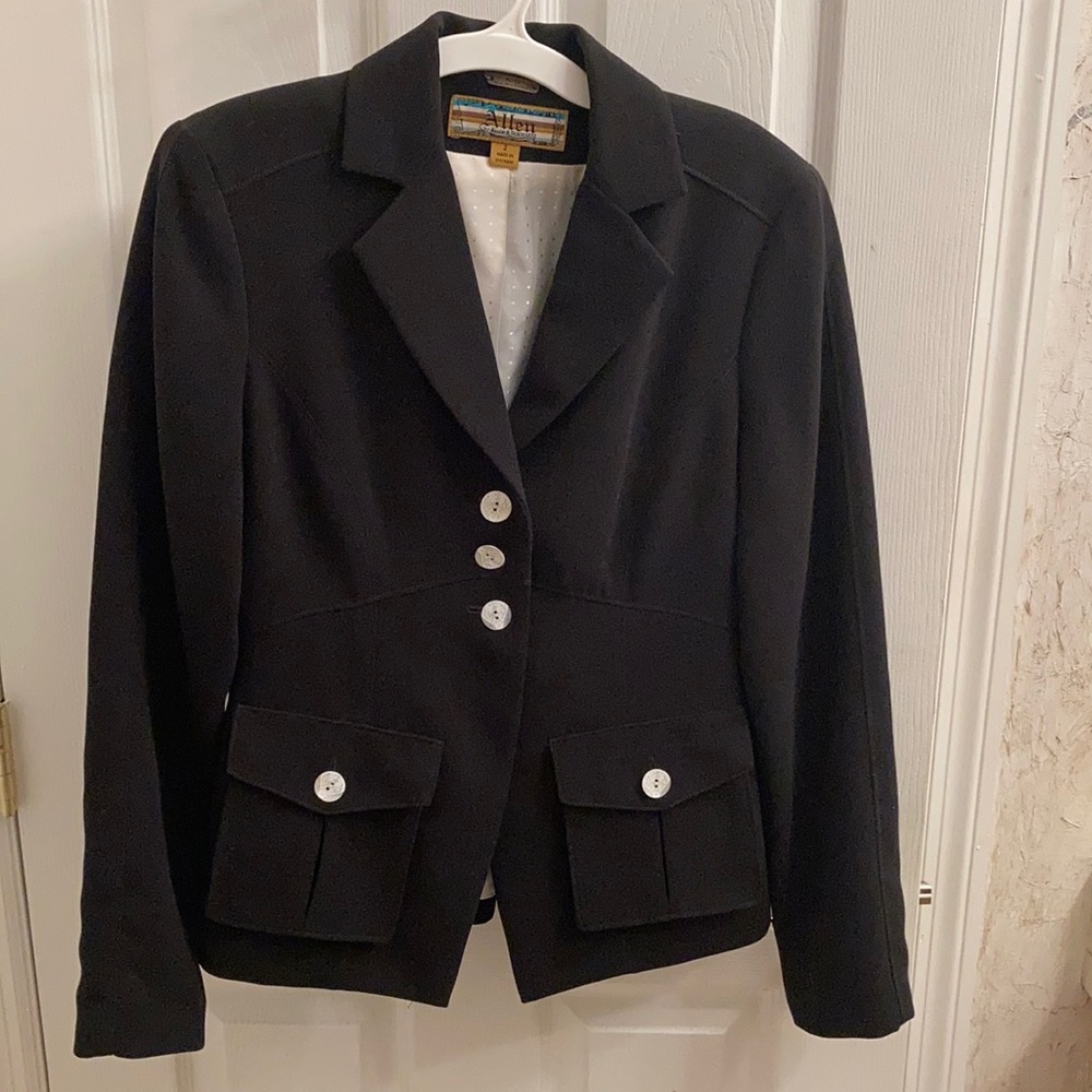 Women’s black blazer
